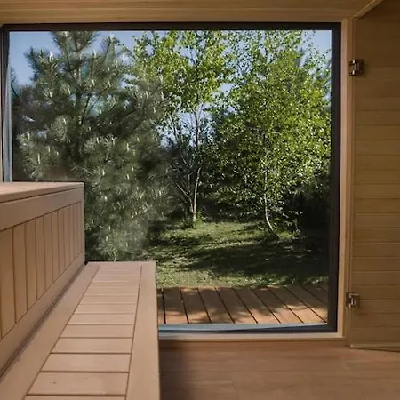 Large Home, Sauna, Whirlpool Ferienhaus