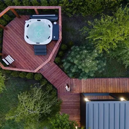 Ferienhaus Large Home, Sauna, Whirlpool Mielenko